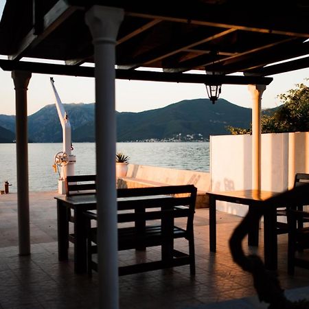 Apartments Ponta Krasici Tivat Kültér fotó
