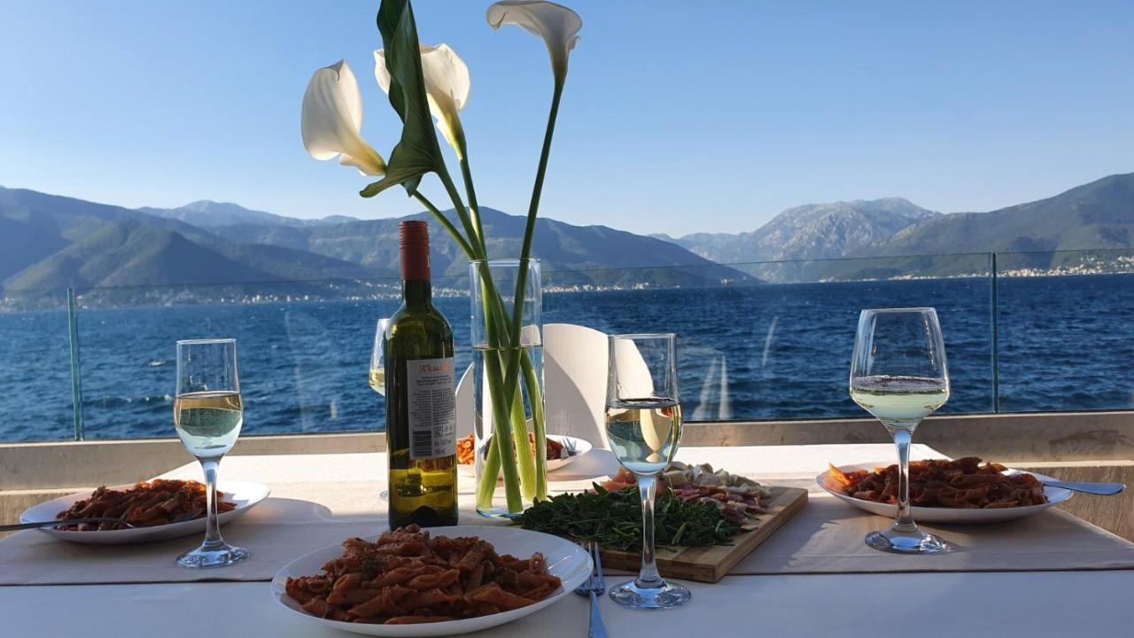 Apartments Ponta Krasici Tivat Kültér fotó