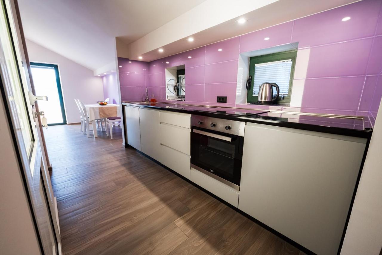 Apartments Ponta Krasici Tivat Kültér fotó