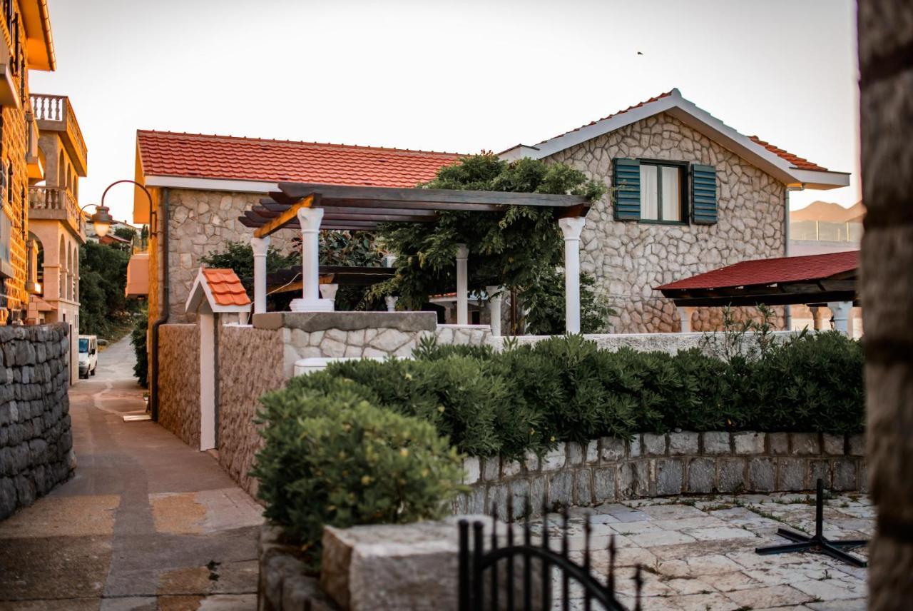 Apartments Ponta Krasici Tivat Kültér fotó