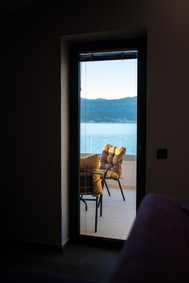 Apartments Ponta Krasici Tivat Kültér fotó