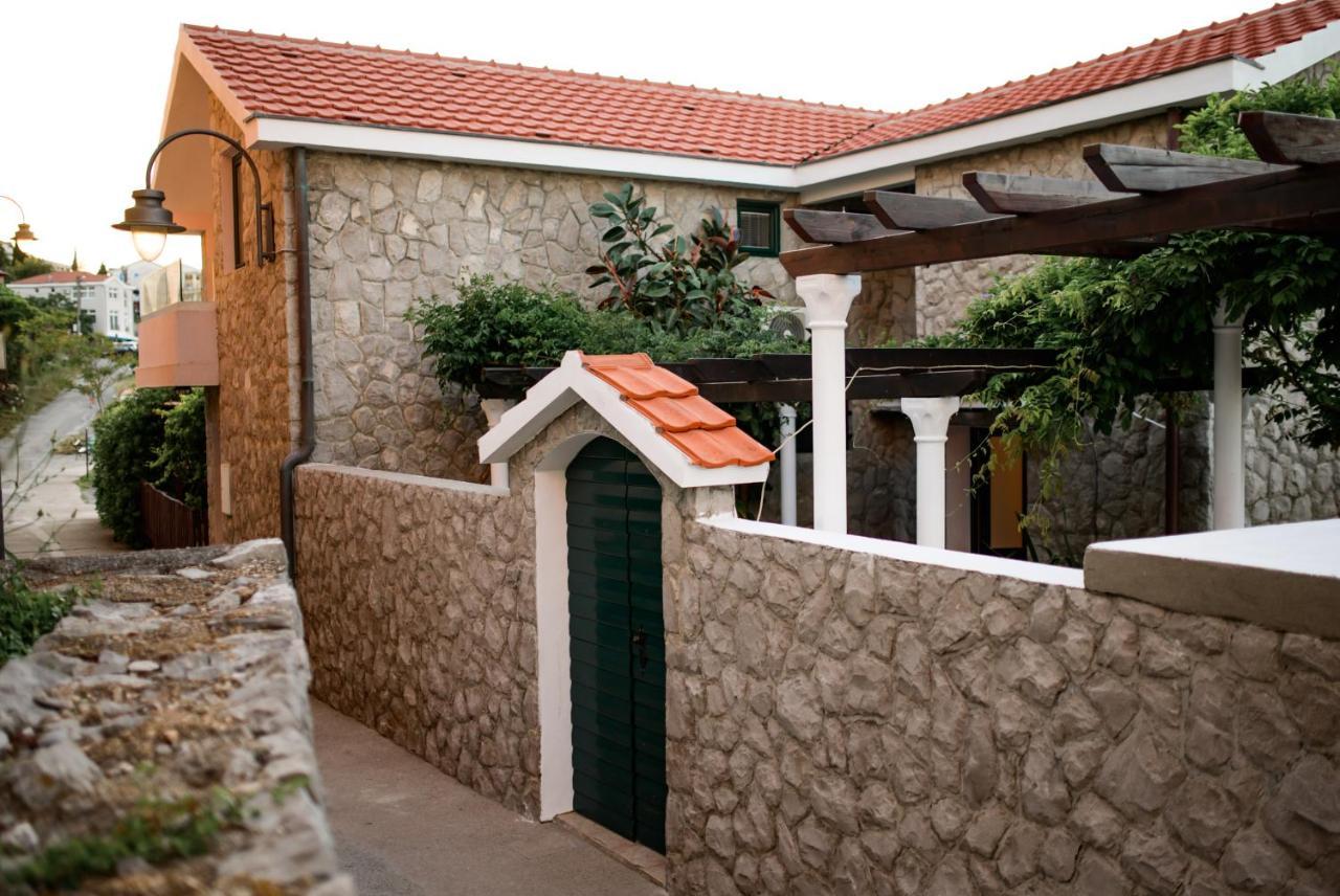 Apartments Ponta Krasici Tivat Kültér fotó