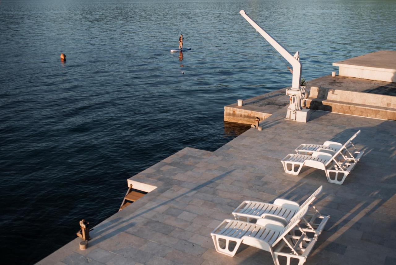 Apartments Ponta Krasici Tivat Kültér fotó