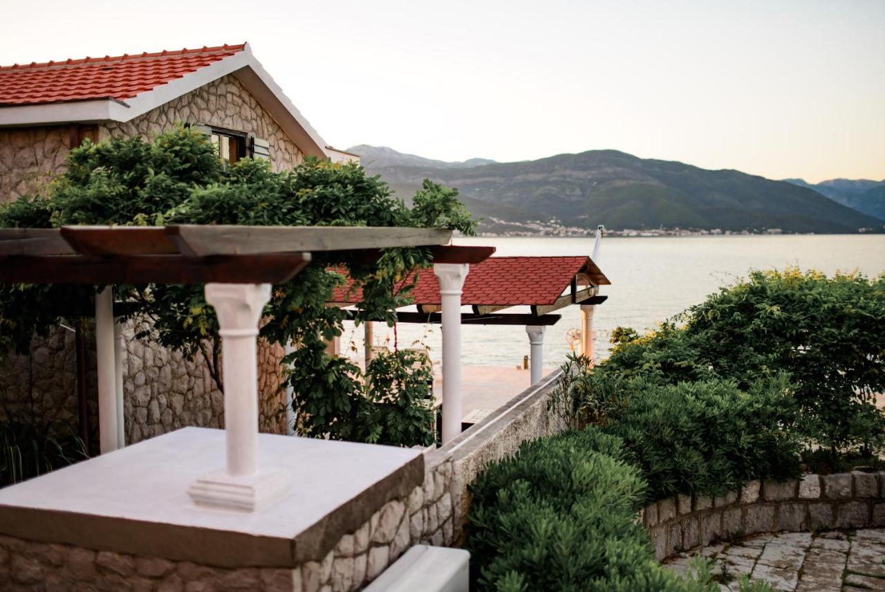 Apartments Ponta Krasici Tivat Kültér fotó